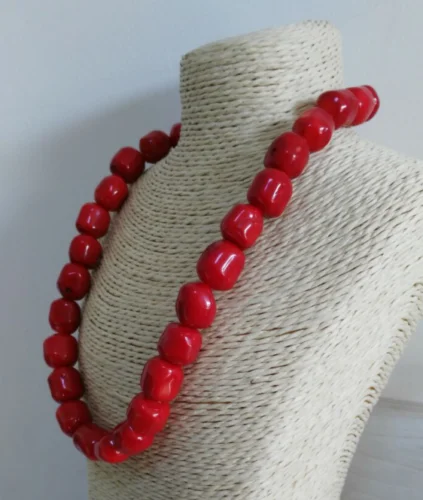 

Beautiful NEW natural red coral necklace 18inch 14-15mm baroque