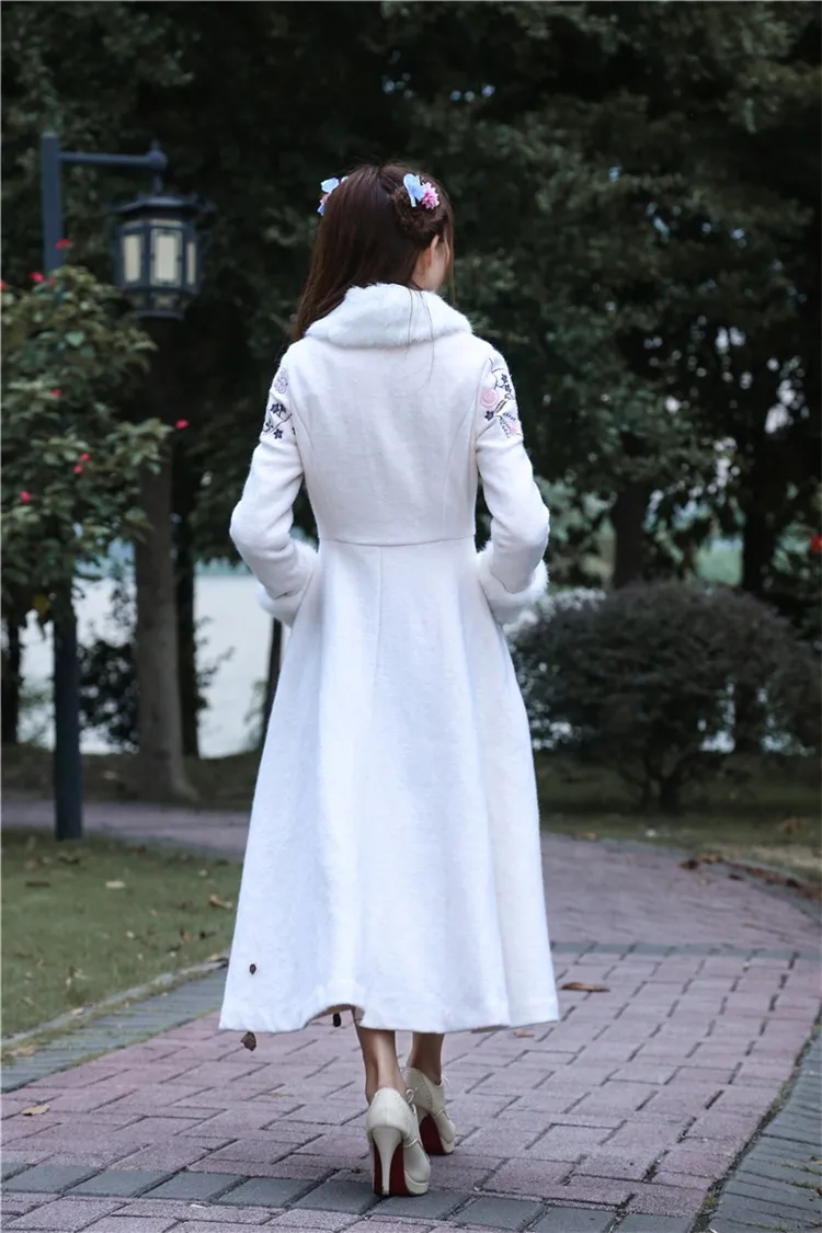 3347101885_1839630500