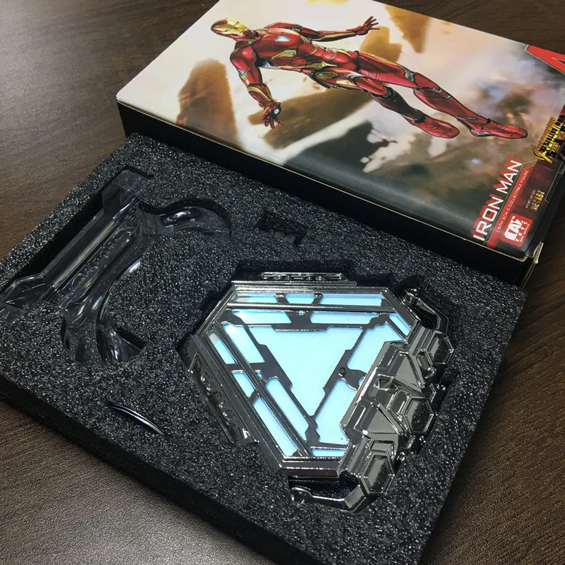 

The Avengers 4 New Hot!! 1:1 Scale Iron Man Mark 50 MK50 Nano Suit Armor Arc Reactor LED Light Figure Model Toys Dolls
