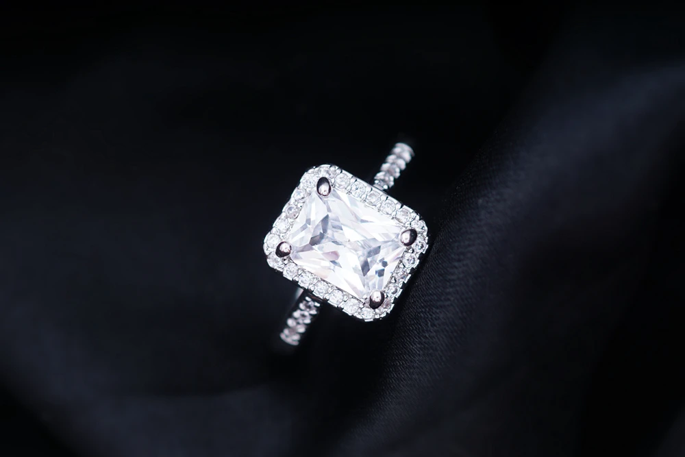 Yunkingdom классический квадратный обручальное кольцо большие кольца с кубическим цирконием и кристаллами для женщин модный бренд обручальное ювелирное изделие X0040