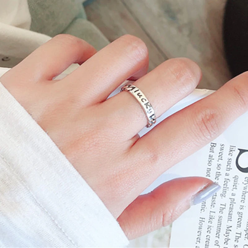 Винтажное кольцо на палец с надписью Lucky, тайское серебристого цвета для женщин, Трендовое повседневное стильное Брендовое модное ювелирное изделие, Открытое кольцо, регулируемое Размер