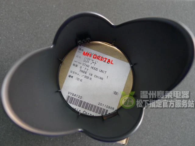 

NEW Original FZ18 Lens Hood For Panasonic DMC-FZ18 FZ28 FZ35 FZ38 Camera Replacement Unit Repair Part