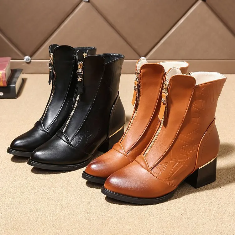 trendy women's boots 2018