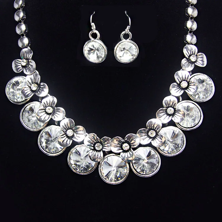 FLOLA Clearance Crystal Jewelry Sets for Women Crystal Collar Necklace