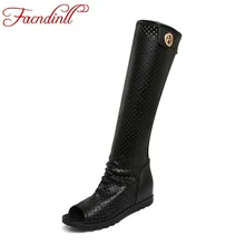 Большие размеры 34-40, летние сапоги пикантные женские сапоги до колена с вырезами пикантная женская модная обувь с открытым носком на плоской подошве, цвет белый, черный