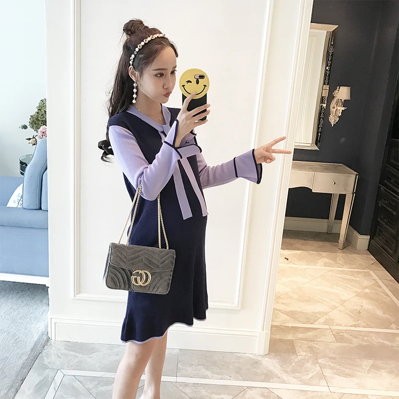 

2017 autumn and winter Korean version of the new fashion pregnant women 2017 autumn and winter tide mother knitted dress