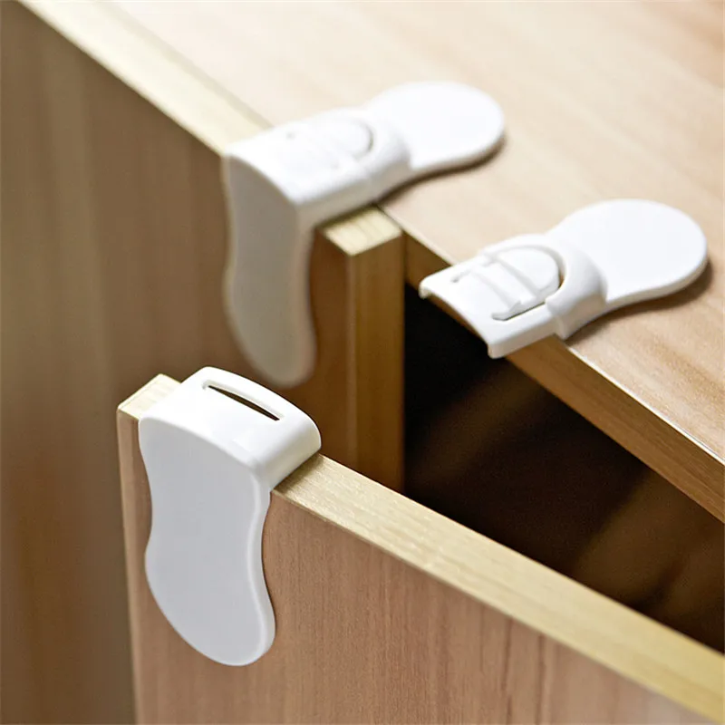 

5pcs/lot Baby Safety Lock Security Protector Lengthened Bendy Plastic Locker Quality Safety Locks for child Cabinet Door Drawer