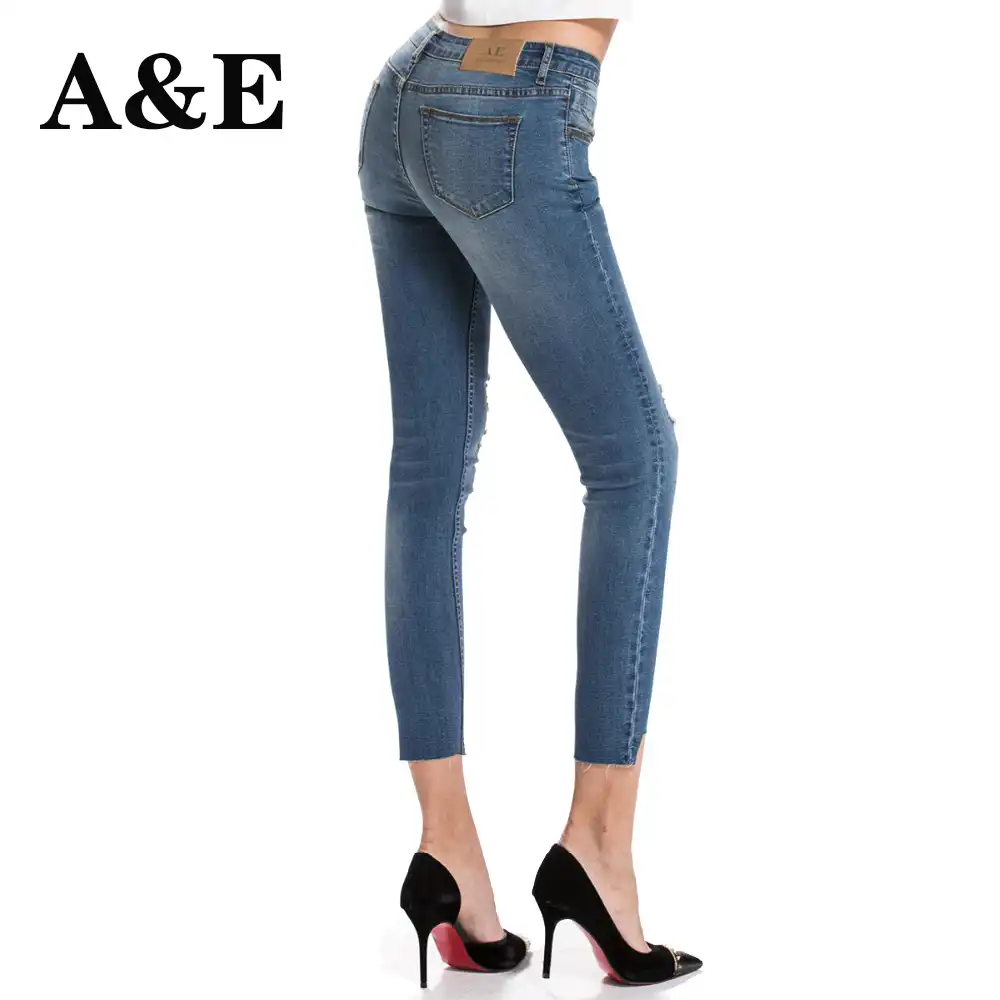 calça jeans feminina com elastico no tornozelo