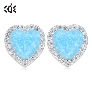 

CDE Women Earrings White Fire Opal Earrings 925 Sterling Silver Heart Jewellery Zircon Wedding Stud Earrings boucle d'oreille