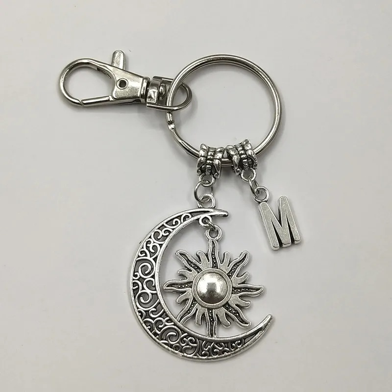 

1Pcs Moon Sun Key Chain,Sun Moon Keyring,Celestial Initial Key Ring,Sun Charm Keychain,(A-Z)Custom Charm Keychains