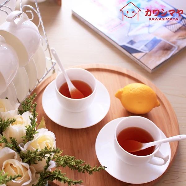 Высококачественный японский белый керамический фарфоровый декоративный чайный стаканчик наборы блюдец молочный чай кофейные кружки с ложка из нержавеющей стали