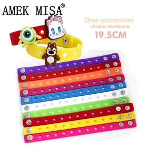 1 шт случайный цвет силиконовый браслет напульсники 19,5 см с обувной кроковой пряжкой ПВХ обувные аксессуары обувь амулеты подарки на день рождения ребенка - изображение