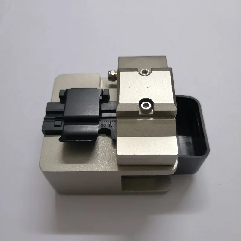 Free Shipping FTTH Tool High Precision Fiber Cleaver Metal Fiber Optic Cutter Optical Fiber Cutting Knife  (1)