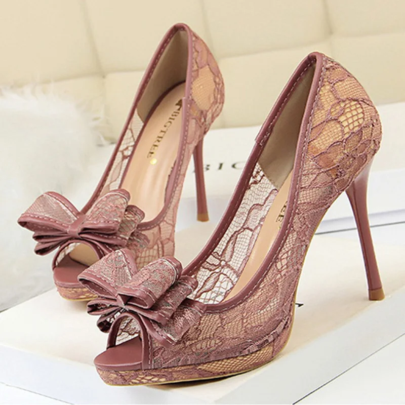 2019 New Women Pumps Lace Platform Shoes Fashion High Heels Peep Toe Women Shoes Sexy Wedding Shoes Party Shoes Women Stiletto