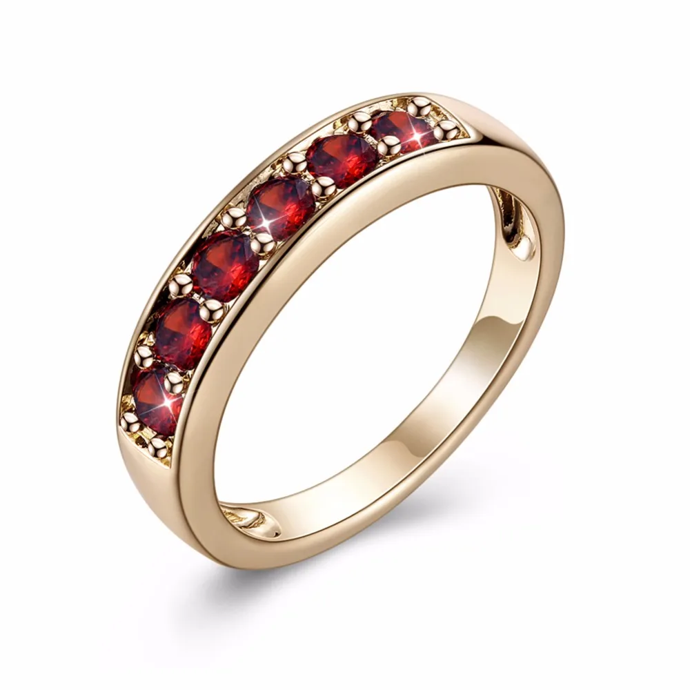 

2019 Beautiful Pretty Fashion Champagne Color Rings For Women Luxury Cubic Zircon Female Wedding Rings Party Jewelry Wholesale