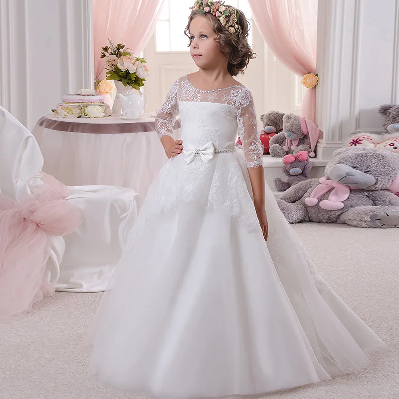 Stunning Gorgeous Girls Long Train Flower Girl Wedding Gowns Kids White Lace Half Sleeve O-Neck Lace Up Formal Prom Dresses Stunning Gorgeous Girls Long Train Flower Girl Wedding Gowns Kids White Lace Half Sleeve O-Neck Lace Up Formal Prom Dresses