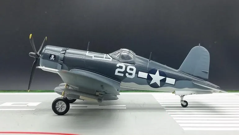 1: 72 масштабная модель игрушки Второй мировой войны США F4U-1 модель истребителя труба ручные коллекционные модели