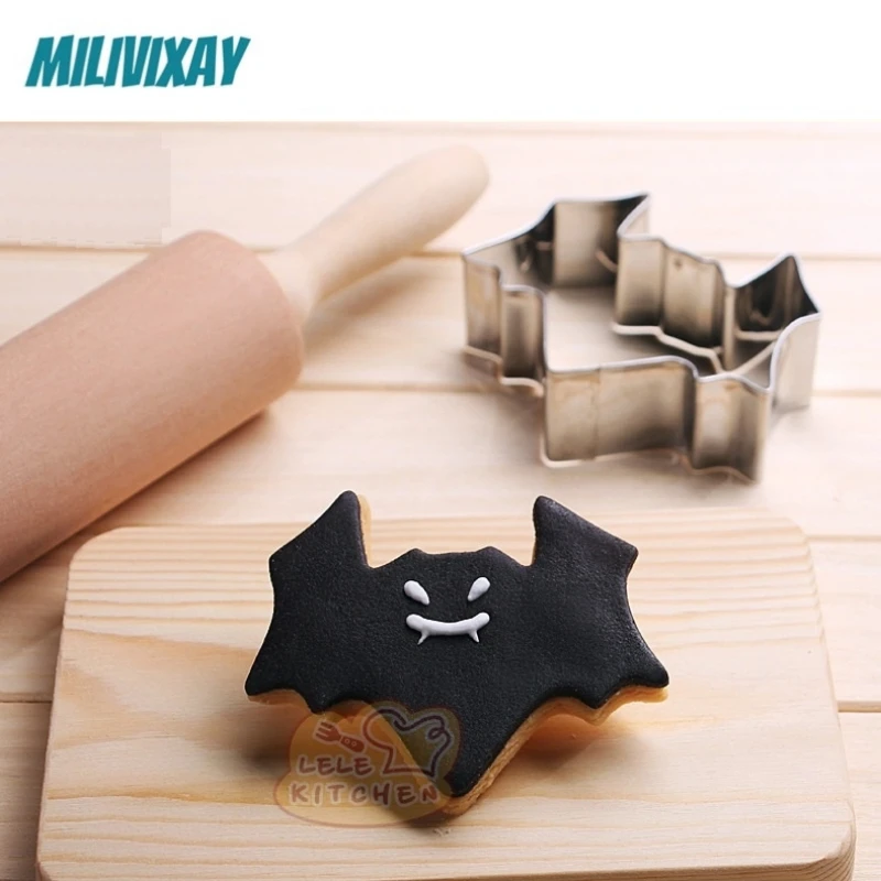 Bat Animal Metal Cookie Cutter Dessert Baking Accessories for Halloween Event Fun Party Treat DIY Decorating Fondant Cake Fruit |