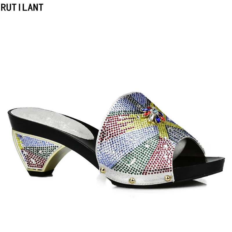 

Latest Sliver African Women Shoe Decorated with Rhinestone Italy Women Shoe for Party Italian Women Summer Sexy High Heels Pumps
