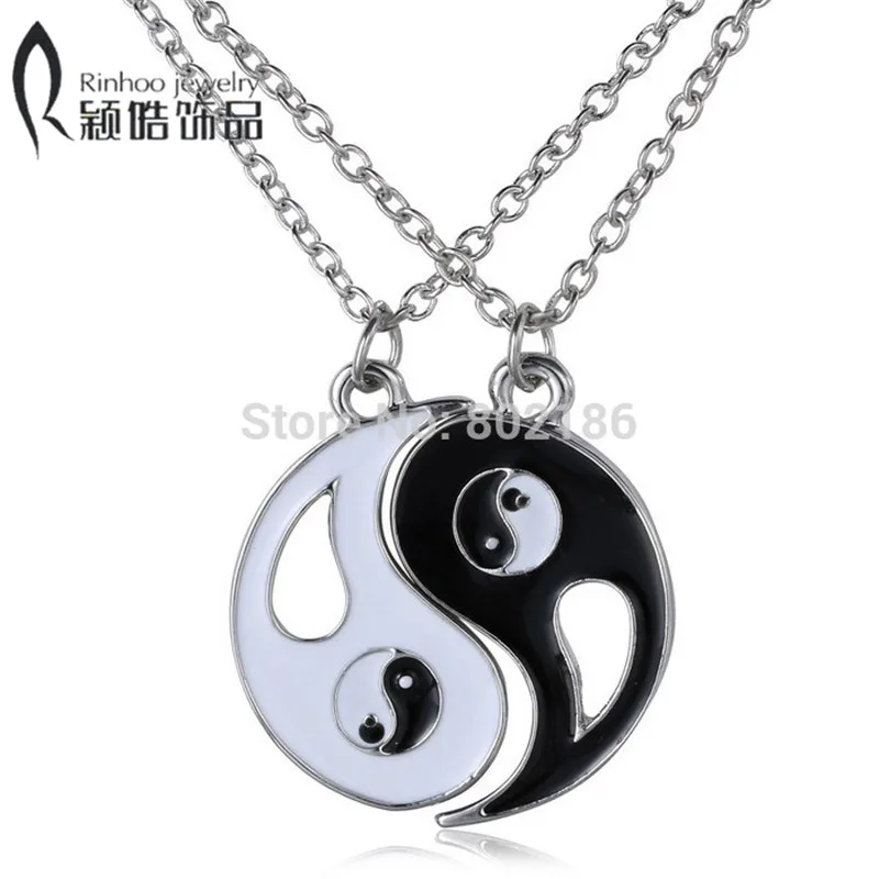 

2P yin yang puzzle Pendant Necklace Black White couple necklace sister Friend Friendship Jewelry Unique Personalized Gifts