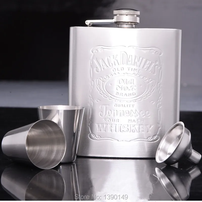 Hot sale portable stainless steel hip metal flask sets gift travel whiskey alcohol liquor bottle flagon Male Small Mini Bottles