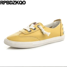 Кроссовки весна осень Круглый носок женщин плоские удобный резиновая подошва белый Фарфор для обуви желтый зашнуровать Китайский гулять пешком весенняя отправка капель европейская красивая последние Мода