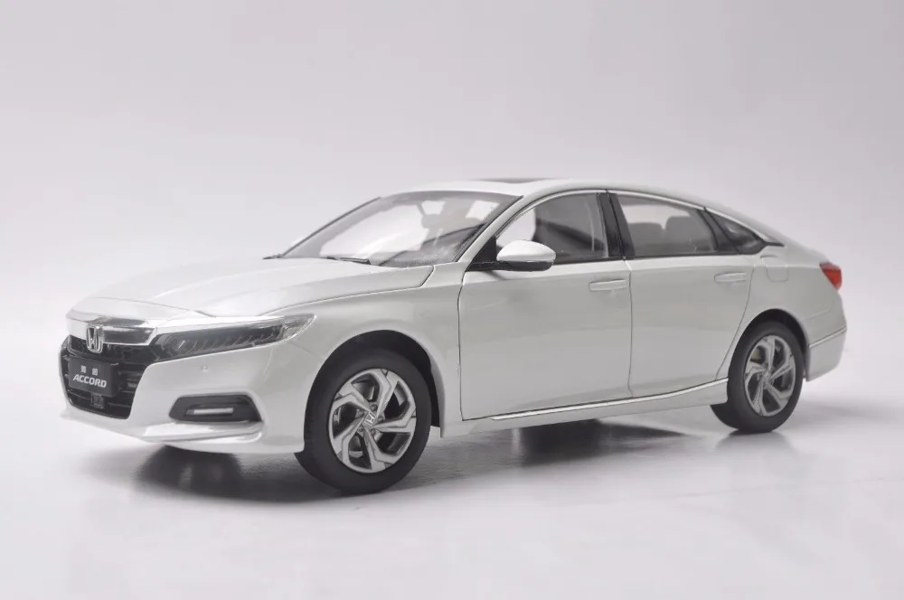 1:18 литая модель для Honda Accord Sport Turbo 10 2018 белый сплав игрушечный автомобиль