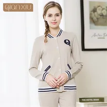 Qianxiu Весна Хлопок Стенд воротник Дома спальный костюм с длинным рукавом большой ярдов домашний сервис новая модель для женщин