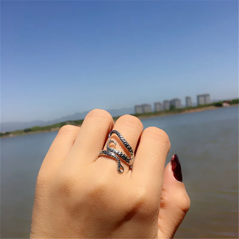 

Cool Rings Titanium Steel Gothic Deep Sea Squid Octopus Ring Fashion Jewelry Opened Adjustable Size Top Quality