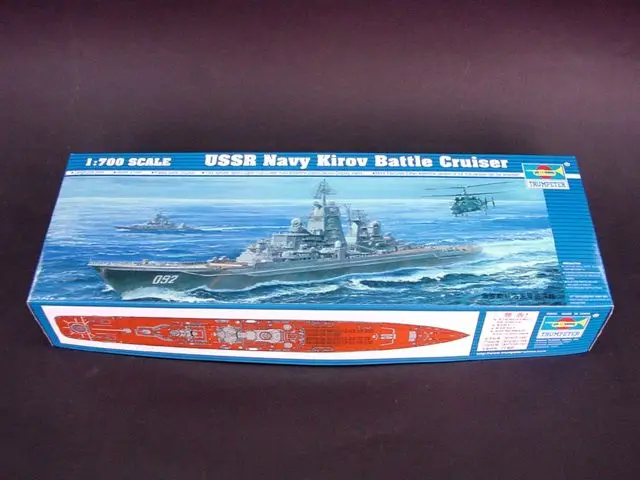 Труба 05707 1: 700 ВМФ России "Крейсер" cruiser сборки модели