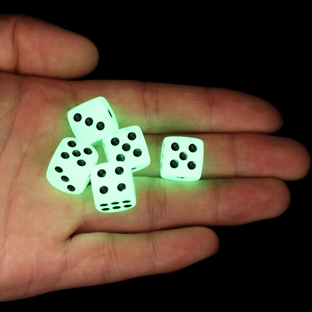 5PCS 14mm 6 Sided Noctilucent Dice Night Light Round Corner Cubes Bar KTV Entertainment RPG Game Dices Fun Drinking Tools Hot | Спорт и