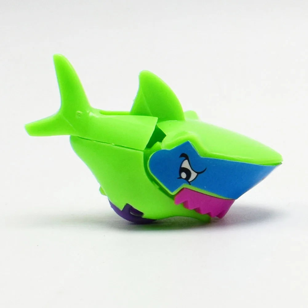 

Novelty 5pcs/lot DIY Assemble With Wheels of Sharks Self-Locking Bricks Toys for Kids Gift