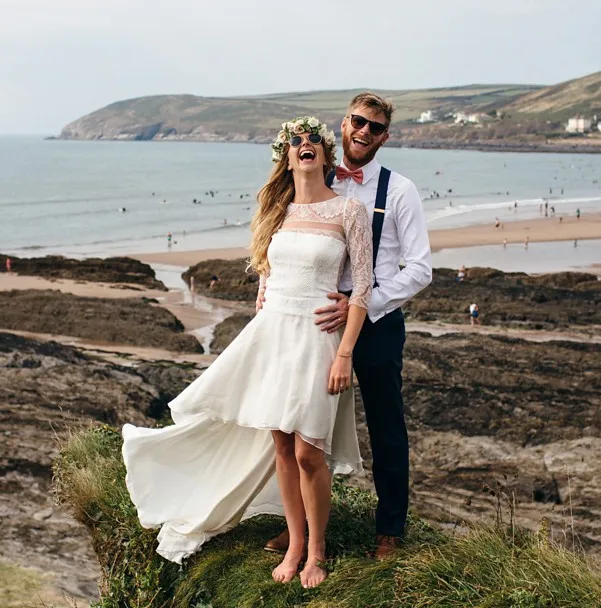 

2019 Wedding Bride Dress Boho Beach Long Sleeve Plus Size Short