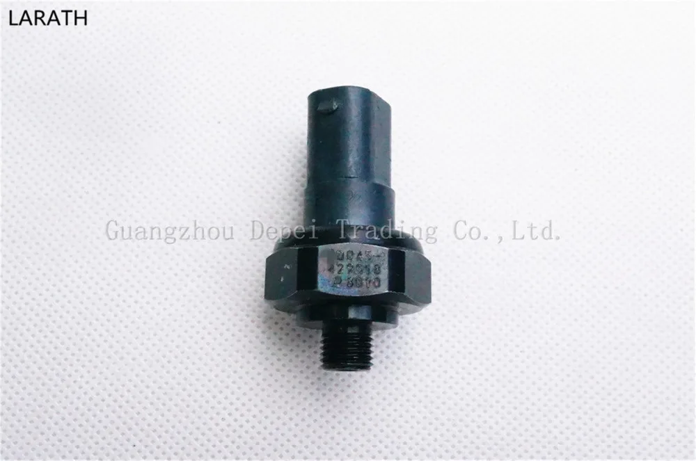 

LARATH case For Mercedes SL63 AMG R230 a/c ac pressure sensor switch 0045429018 sl550
