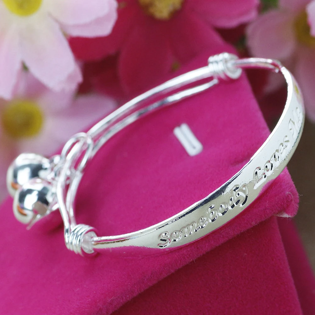 

2Pcs Cute Silver Plated Baby Bracelet Alphabet Printed Small Bell Design Bracelet Baby Bangle