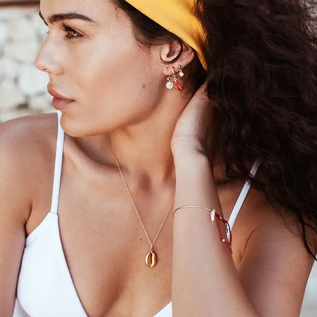 

2019 luxury fashion women lady jewelry choker 41+5cm gold color sea shell dangle girl mini small cute lobster Delicate necklaces