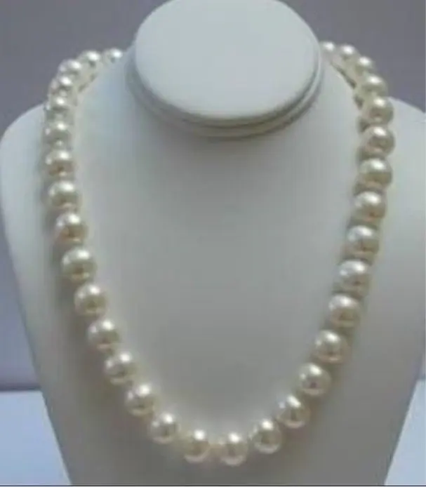 

Beautiful! 9-10MM White Akoya Pearl Necklace 18" 14K Solid Gold Clasp AA WW #@