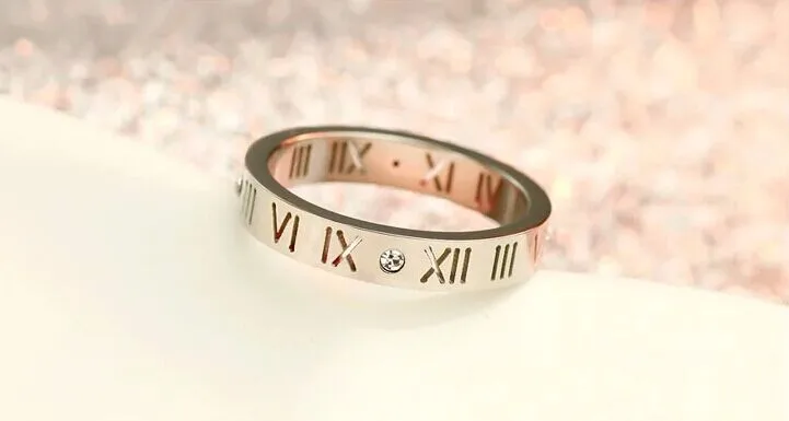 Лидер продаж, модное розовое Золотое кольцо из нержавеющей стали с кристаллами и римскими цифрами, обручальное кольцо для женщин, рождественский подарок