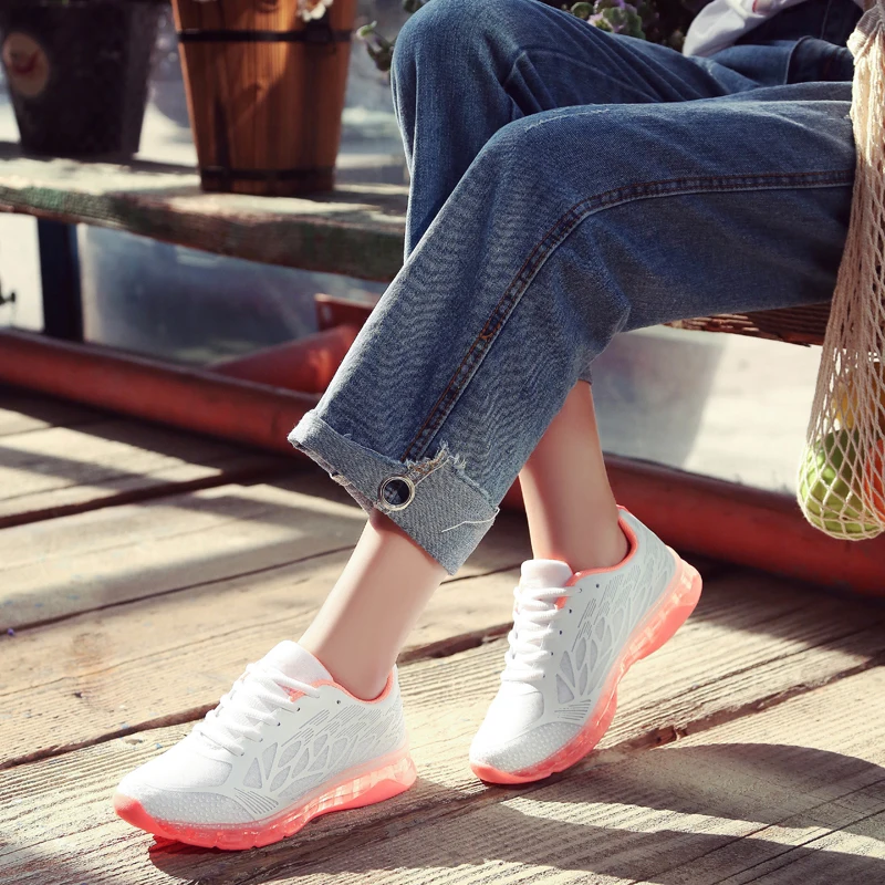 

2019 Spring Slip On Mesh Breathable Cross-tied Sneakers Women Platform Flats Solid Round Toe Flat Walking Shoes XWD7482