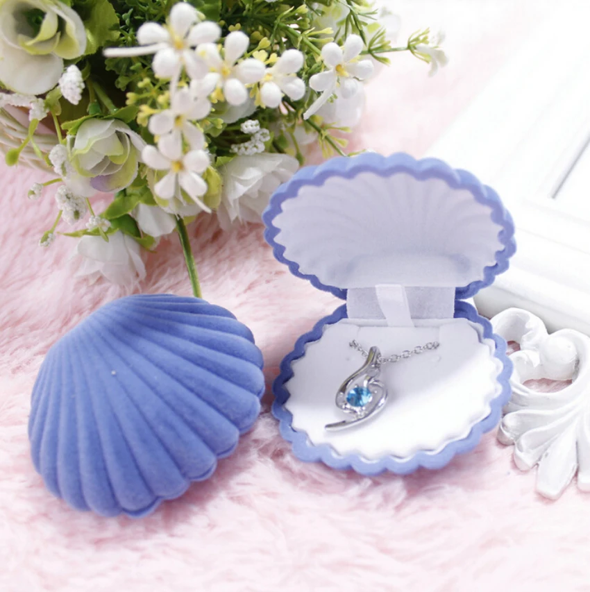 

New Lovely Velvet Shell Shape Gift Jewelry Box Earrings Ring Necklace Display Case Packing Box White Gray Blue Pink 4 Colors