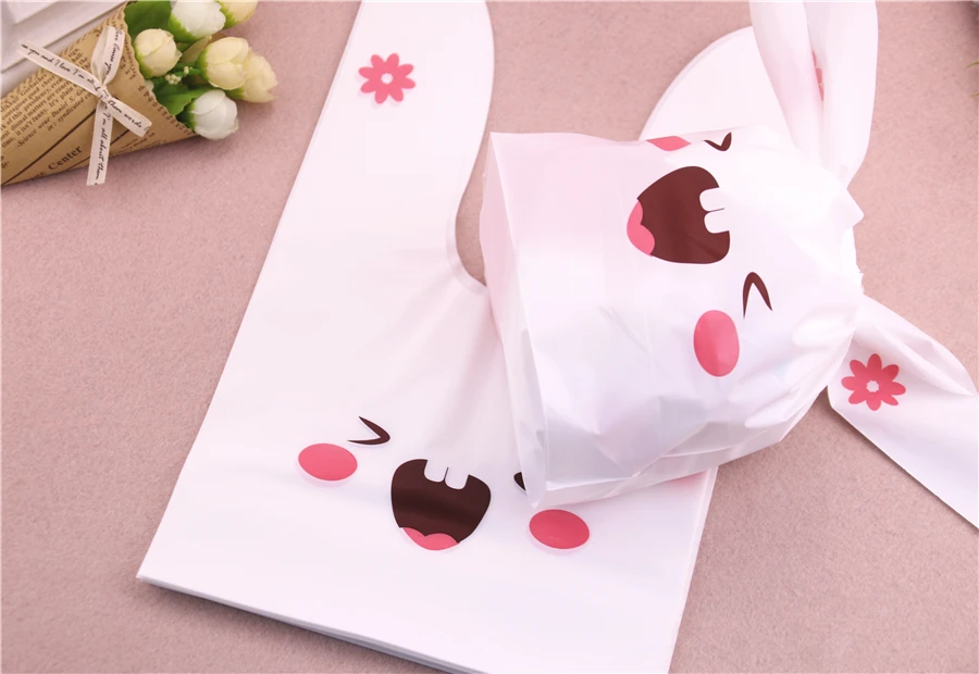 Packaging bags (76)