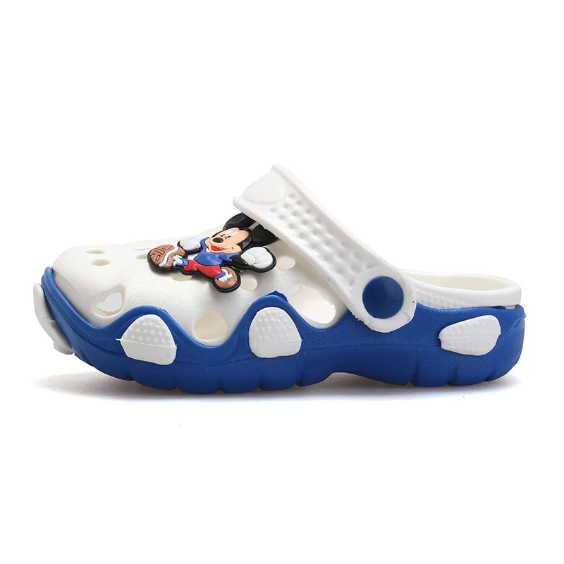 Летние Детские тапочки Мода Мультфильм пляжная обувь для мальчиков и девочек дышащие туфли с перфорацией, флисовая верхняя одежда для детей, Нескользящие тапочки - Цвет: Белый