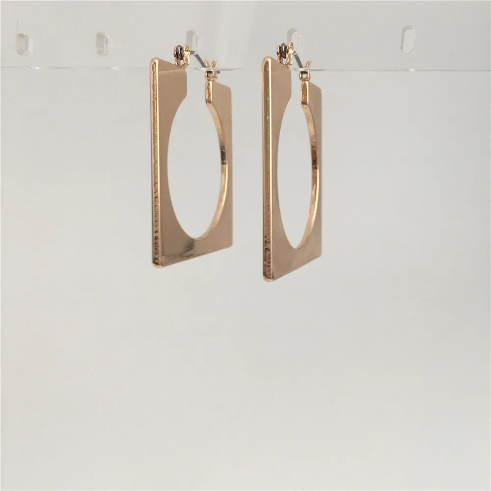 

CLASSIC GOLD COLOR PLATING SQUARE SHAPE HOOP EARRING FOR WOMEN GIRL