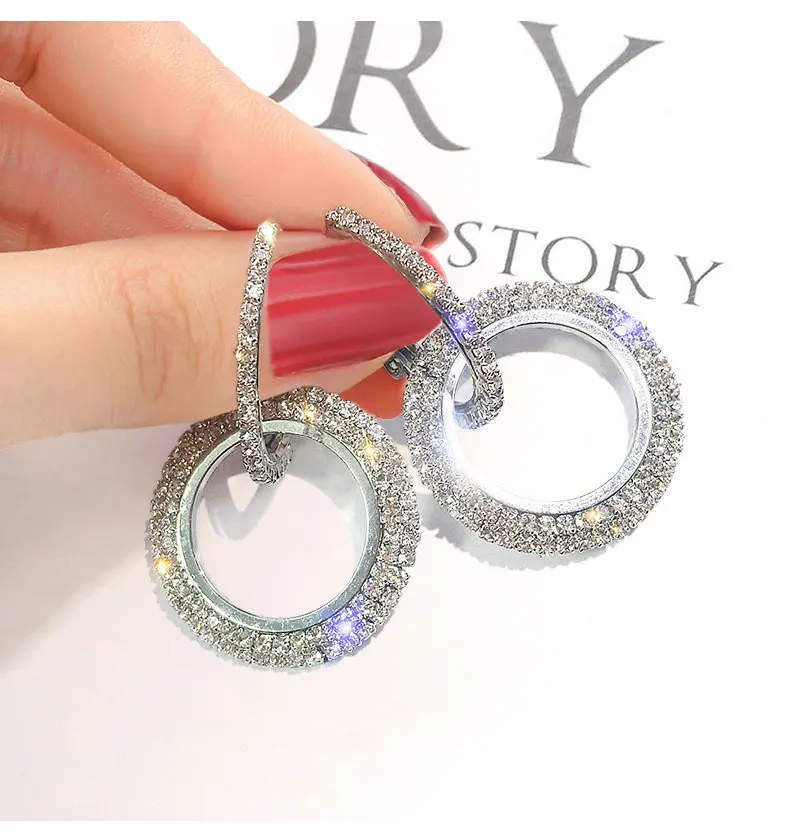 USTAR, элегантные круглые висячие серьги с кристаллами для женщин, геометрические свадебные женские серьги-подвески, модное ювелирное изделие, Висячие Oorbellen
