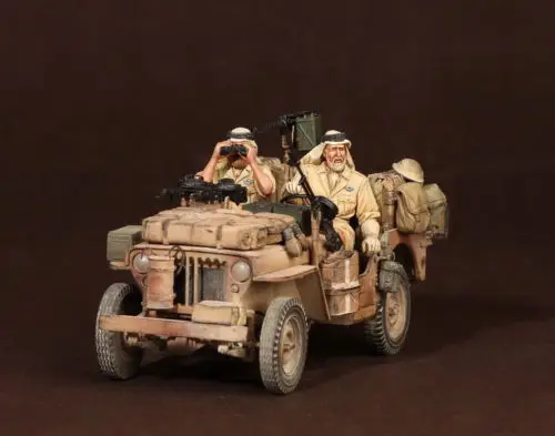 

1/35 Scale Resin Figure Building kit North Africa British Crew (no jeep)