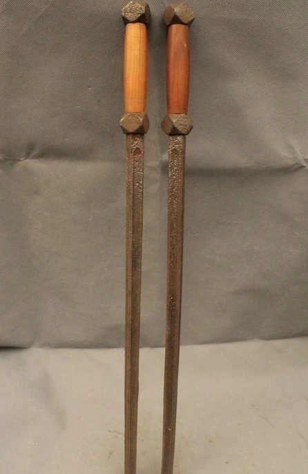 

28"China Chinese Folk Old Bronze famous Shuang Bian Weapons Statue Pair