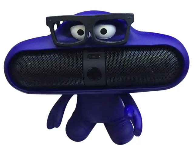 beats pill character stand