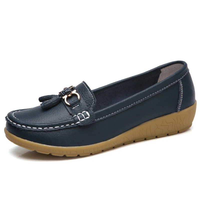 Women Shoes Spring Autumn Cow Leather Flats Women Footwear Slip On Loafers Mother Moccasins Shoes Female Large Size 35-44