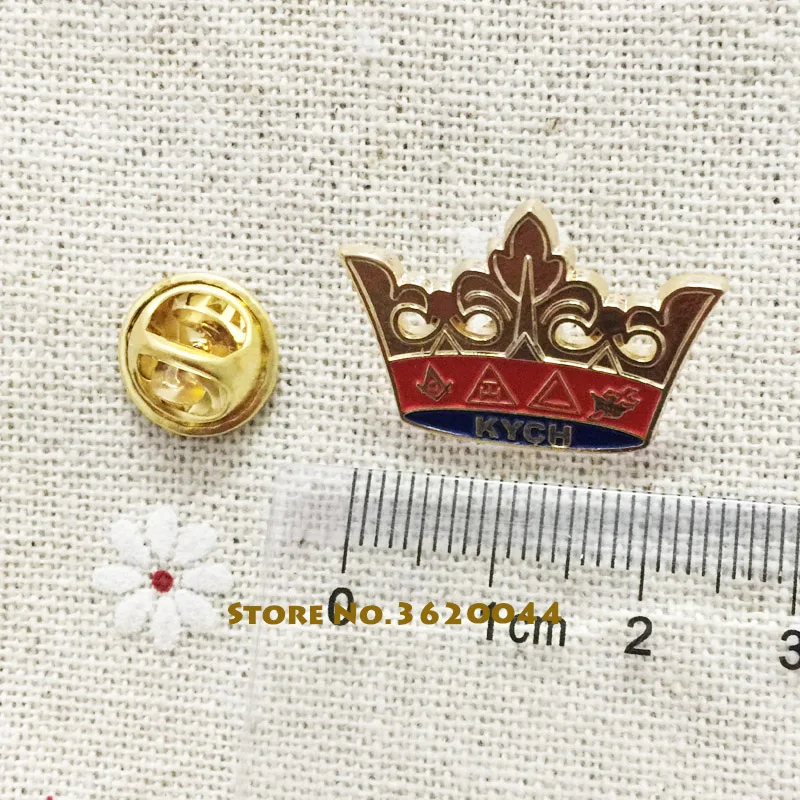 

50pcs Custom Badges Metal Masonic Pins Crafts KYCH Knight Commander Court of Honor Lapel Pin Freemasonry Masons Crown Souvenir