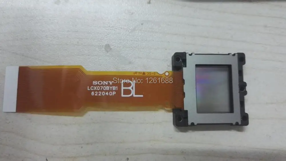

free shipping replacement LCD panel LCX070 LCX070B LCX070BYG LCX070BYG1 LCX070BYG2 LCX070BYG3 For Projector